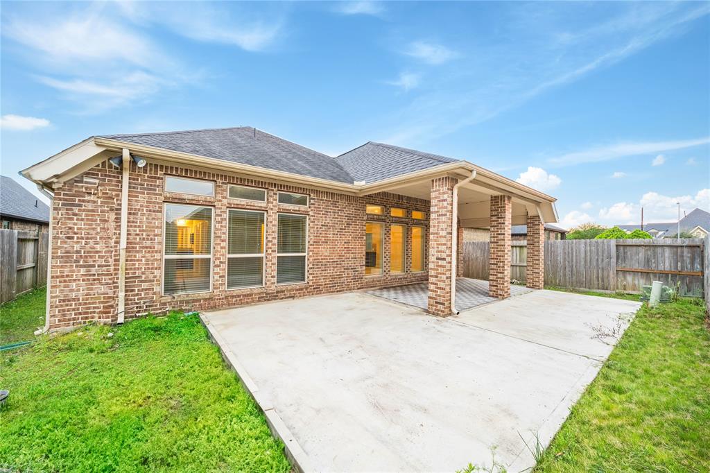 29154 Marina Point Lane, Fulshear, Texas image 40