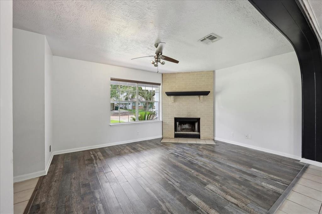 1908 Maple Ave, Orange, Texas image 3