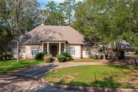 A home in Conroe