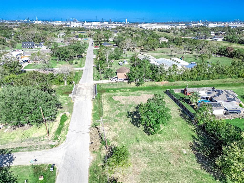 Valley View Drive, La Porte, Texas image 12