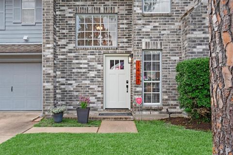 Single Family Residence in Houston TX 1427 Indian Autumn Trace 3.jpg