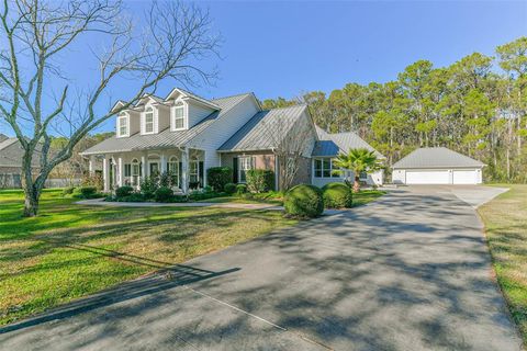 A home in Dickinson