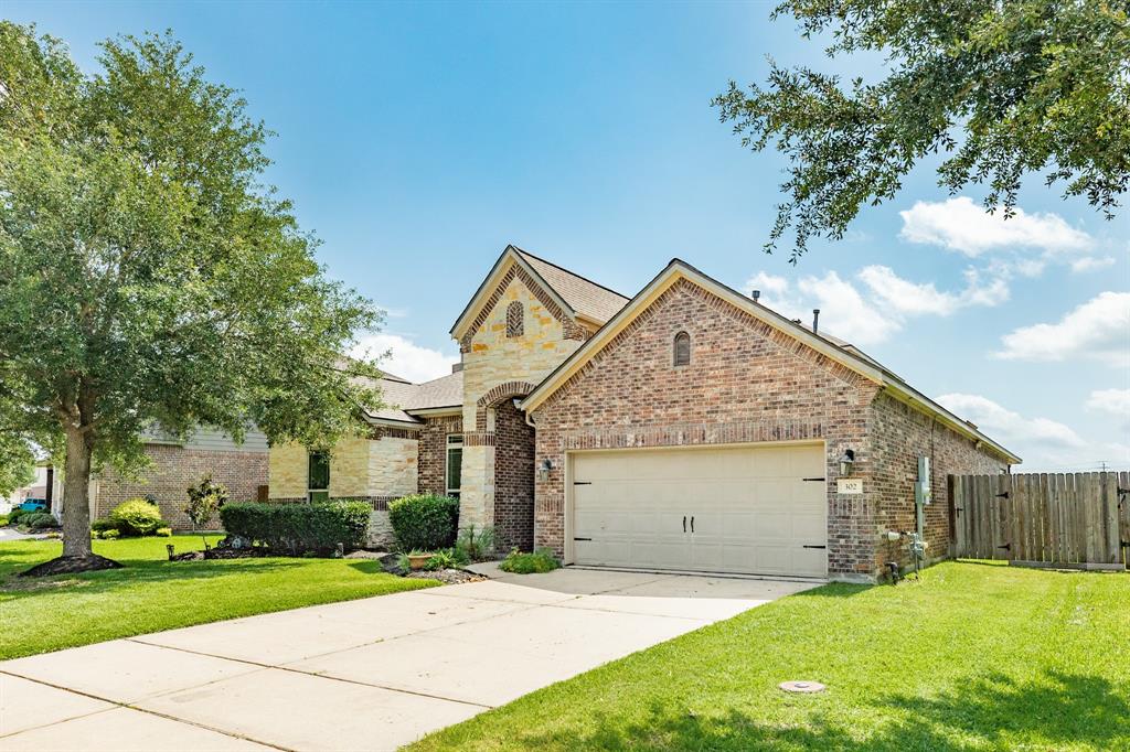 302 W Bend Drive