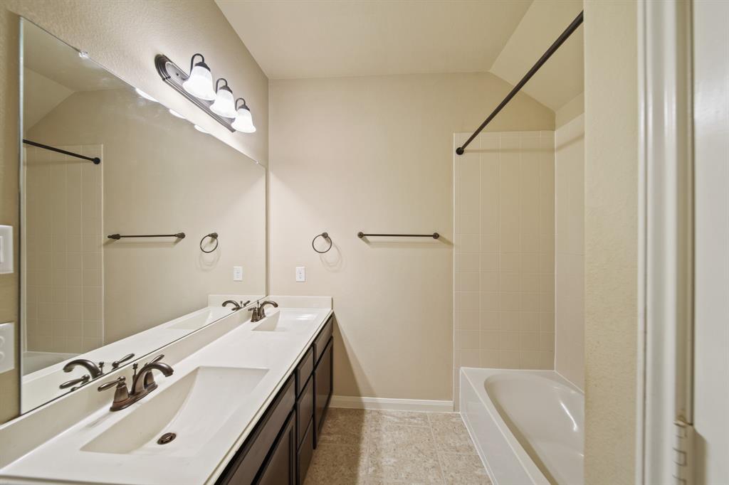 17203 Cascading Springs Lane, Humble, Texas image 31