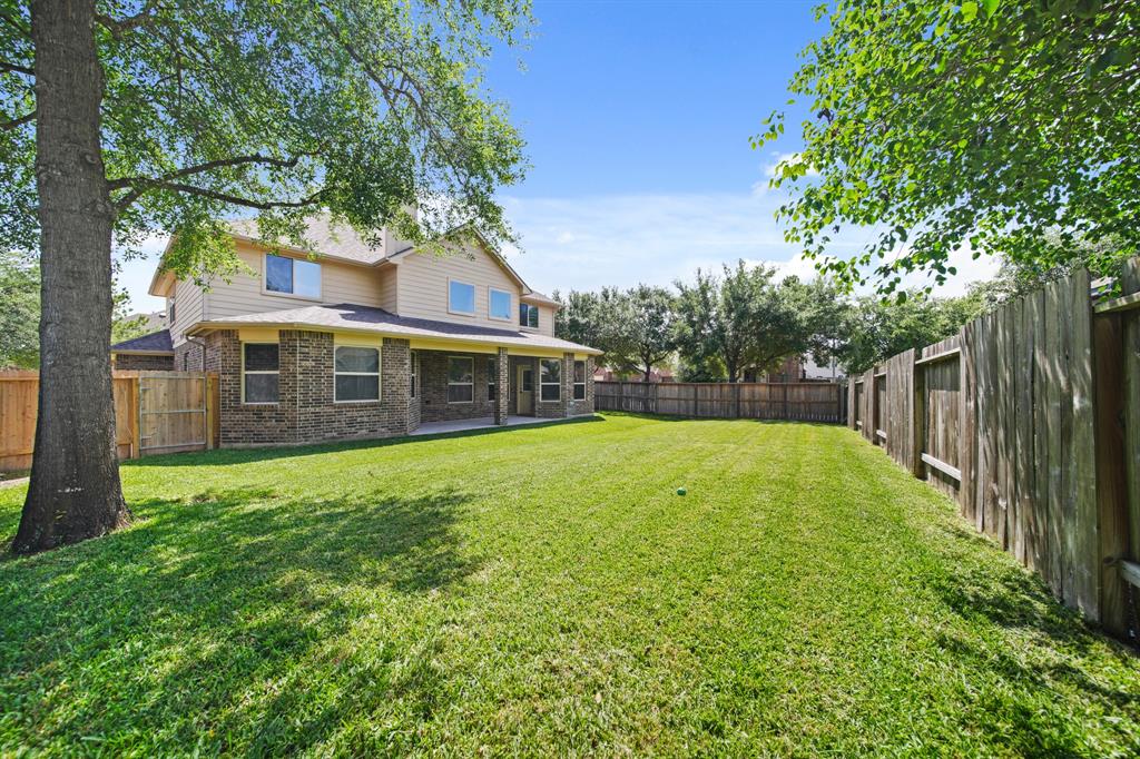 17203 Cascading Springs Lane, Humble, Texas image 35