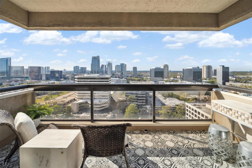 49 Briar Hollow Lane #2104, Houston, Texas image 5
