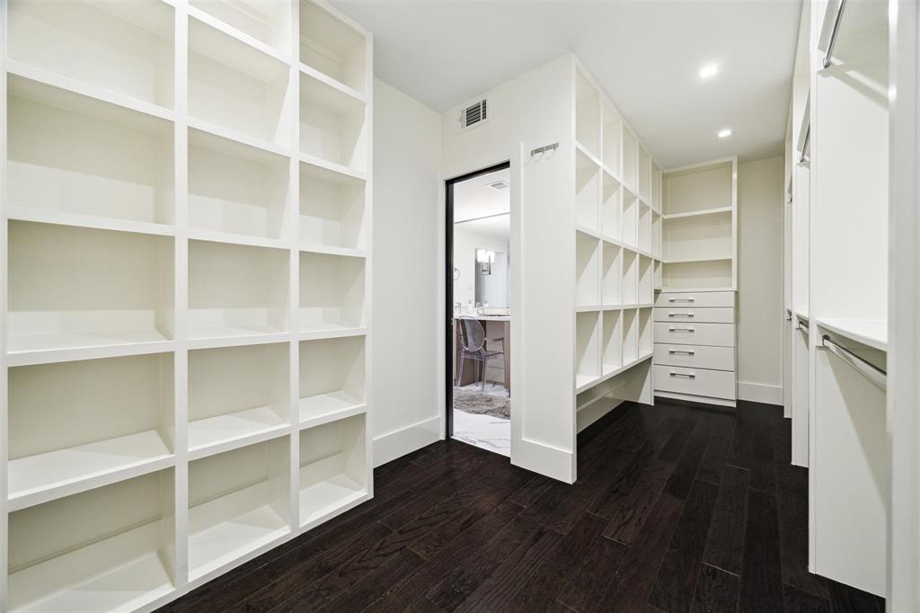49 Briar Hollow Lane #2104, Houston, Texas image 27