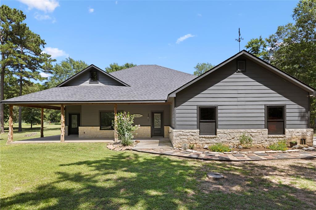 7280 Dogwood Lane