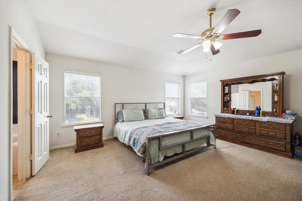 20203 Stonegrove Court, Tomball, Texas image 8