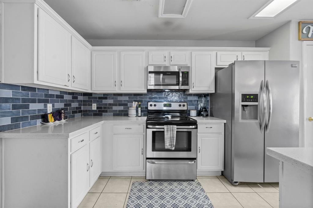 47 Marble Rock Place, The Woodlands, Texas image 5