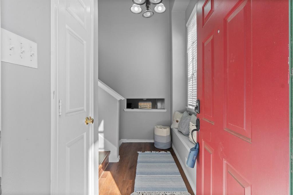 47 Marble Rock Place, The Woodlands, Texas image 3