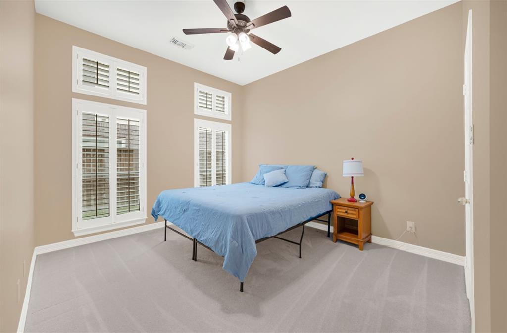2005 Mistwood Court, Pearland, Texas image 8