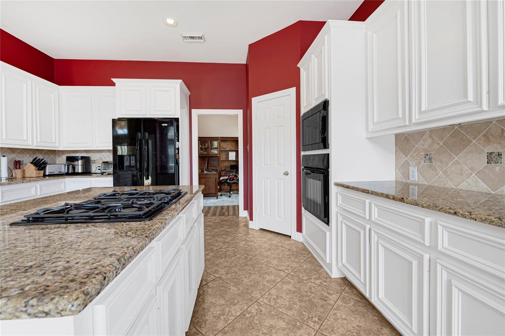 2005 Mistwood Court, Pearland, Texas image 21
