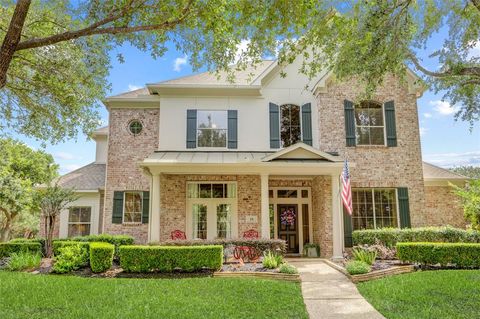 19 Royal Hampton Court Sugar Land TX 77479