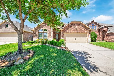 Single Family Residence in Katy TX 4331 Fenetre Forest Street.jpg