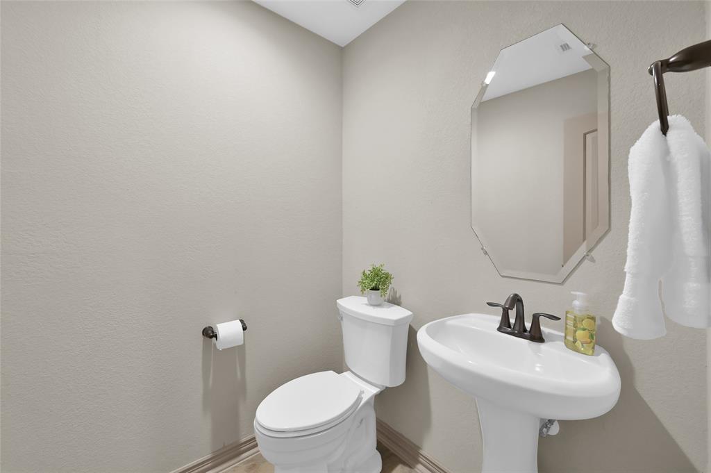4510 Sanctuary Trails Drive, Spring, Texas image 28