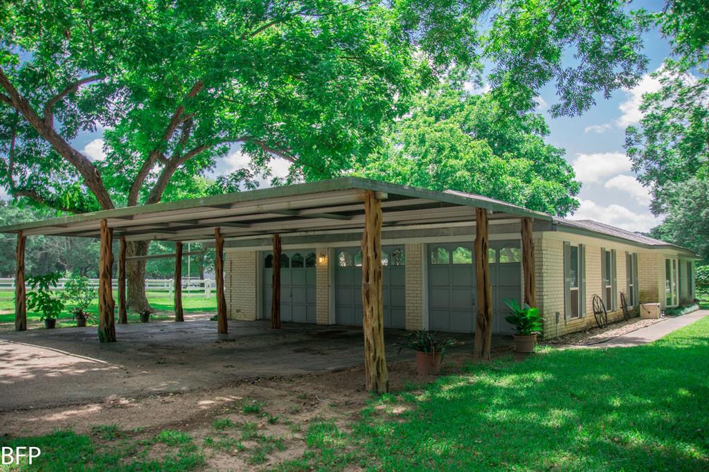 9122 Kerr Drive, Tomball, Texas image 2
