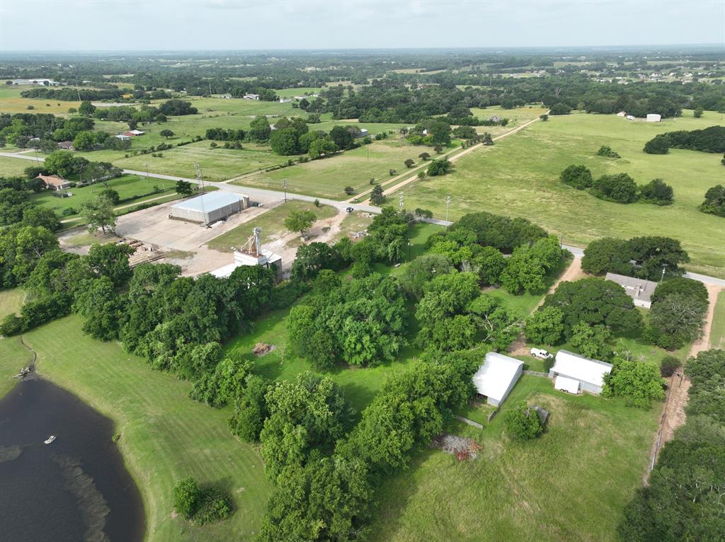 915 Farmers Rd, Brenham, Texas image 9