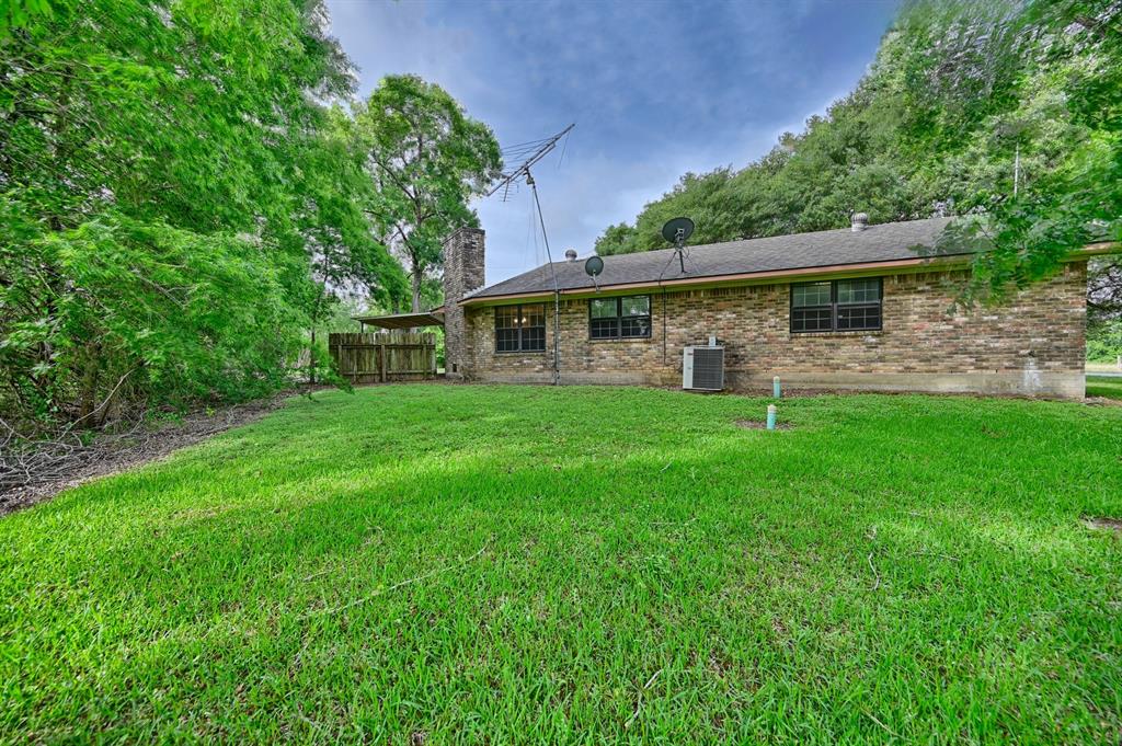 915 Farmers Rd, Brenham, Texas image 5