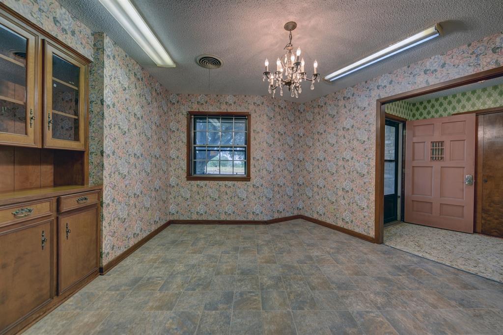915 Farmers Rd, Brenham, Texas image 14