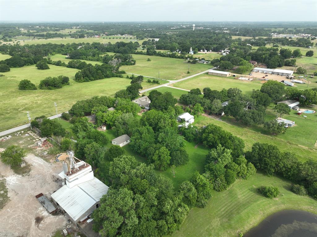 915 Farmers Rd, Brenham, Texas image 10