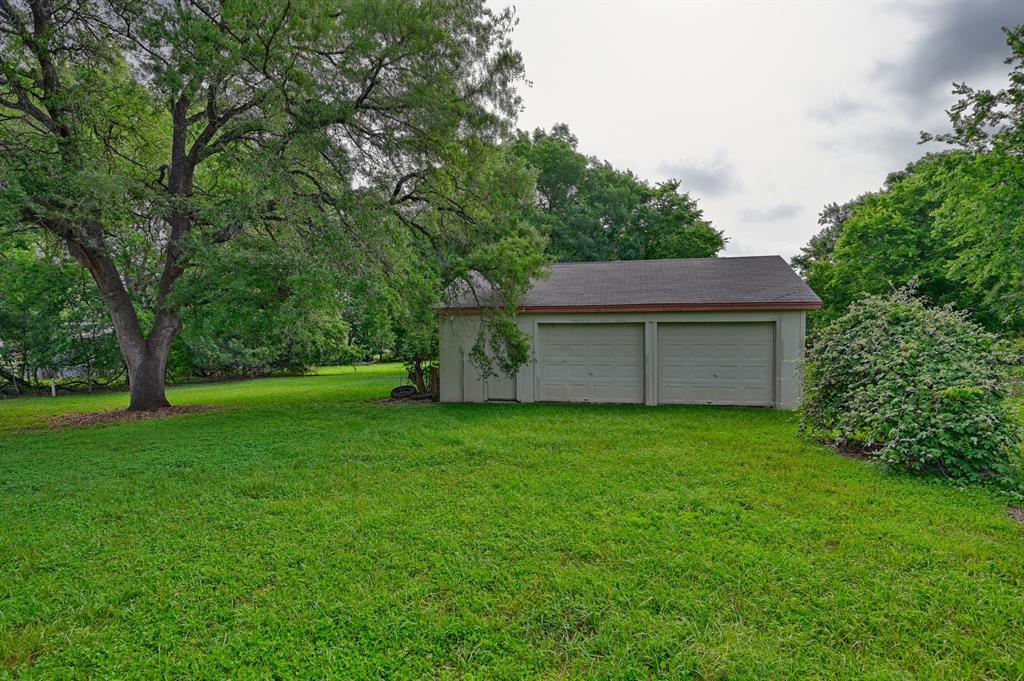 915 Farmers Rd, Brenham, Texas image 32