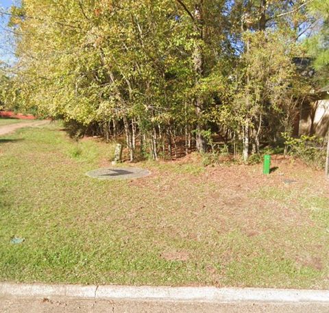 11514 Alcott Dr Montgomery TX 77356