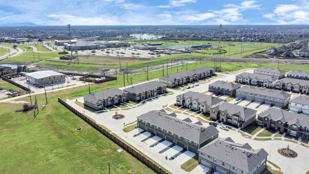 8010 Scanlan Oak, Missouri City, Texas image 24