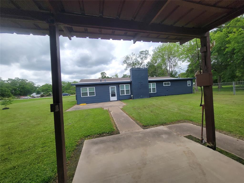 10182 Highway 146, Hardin, Texas image 9