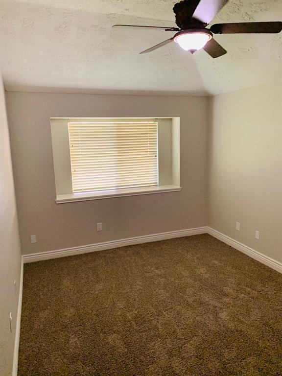 1210 Chelsea Lane, Pearland, Texas image 5