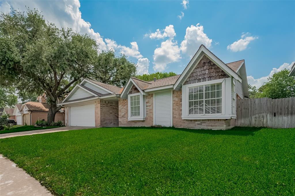 22010 Rivermead Drive, Katy, Texas image 2