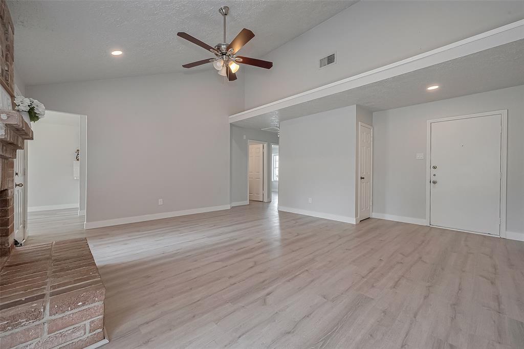 22010 Rivermead Drive, Katy, Texas image 5