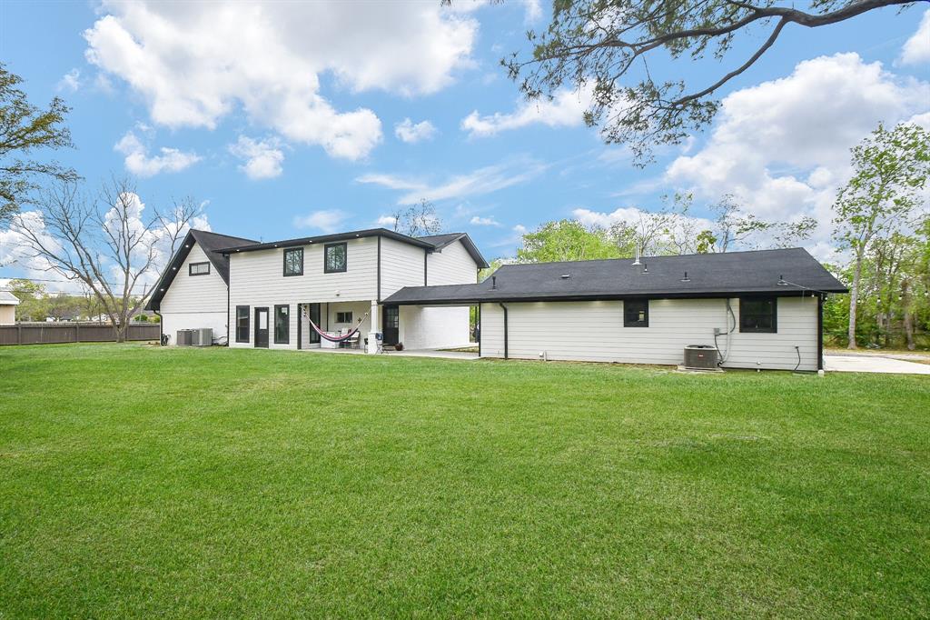 4615 W Walnut Street
