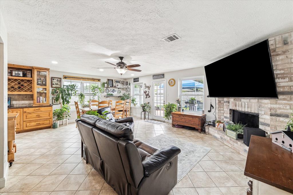 4010 Bluebonnet Trail, Deer Park, Texas image 7