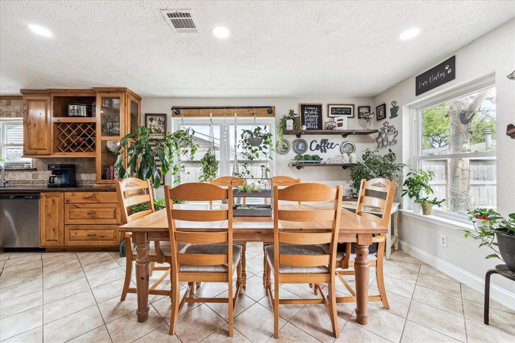 4010 Bluebonnet Trail, Deer Park, Texas image 6