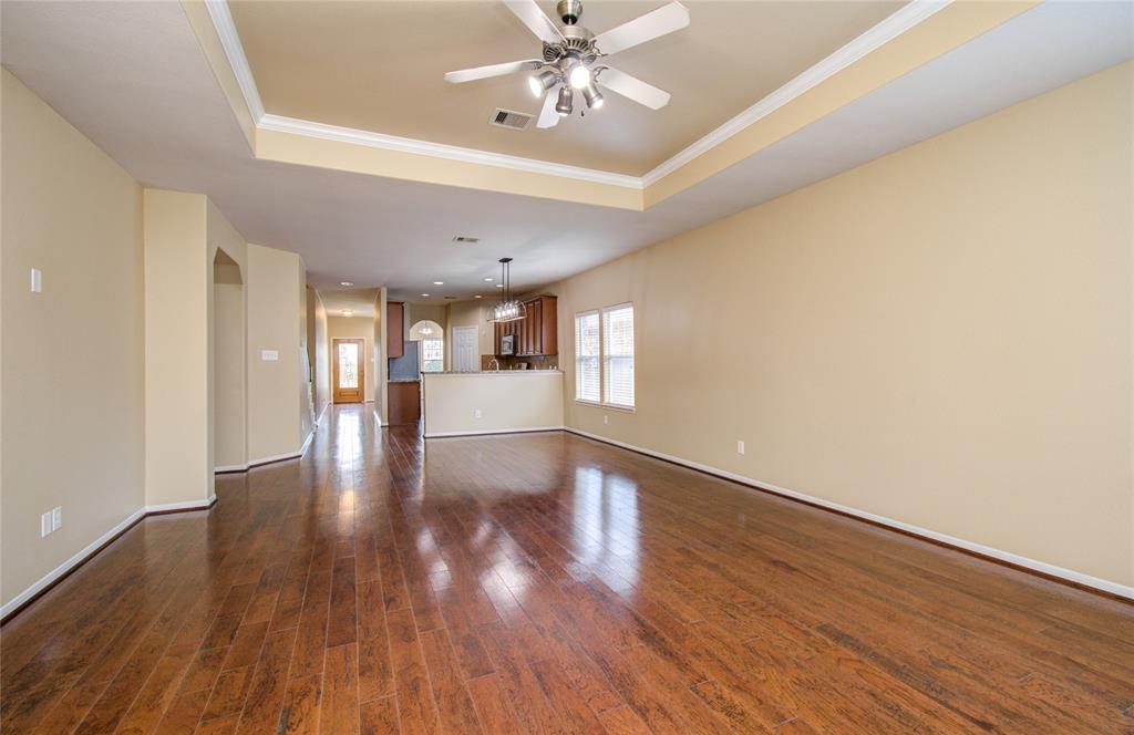 17607 Memorial Falls Drive, Tomball, Texas image 18