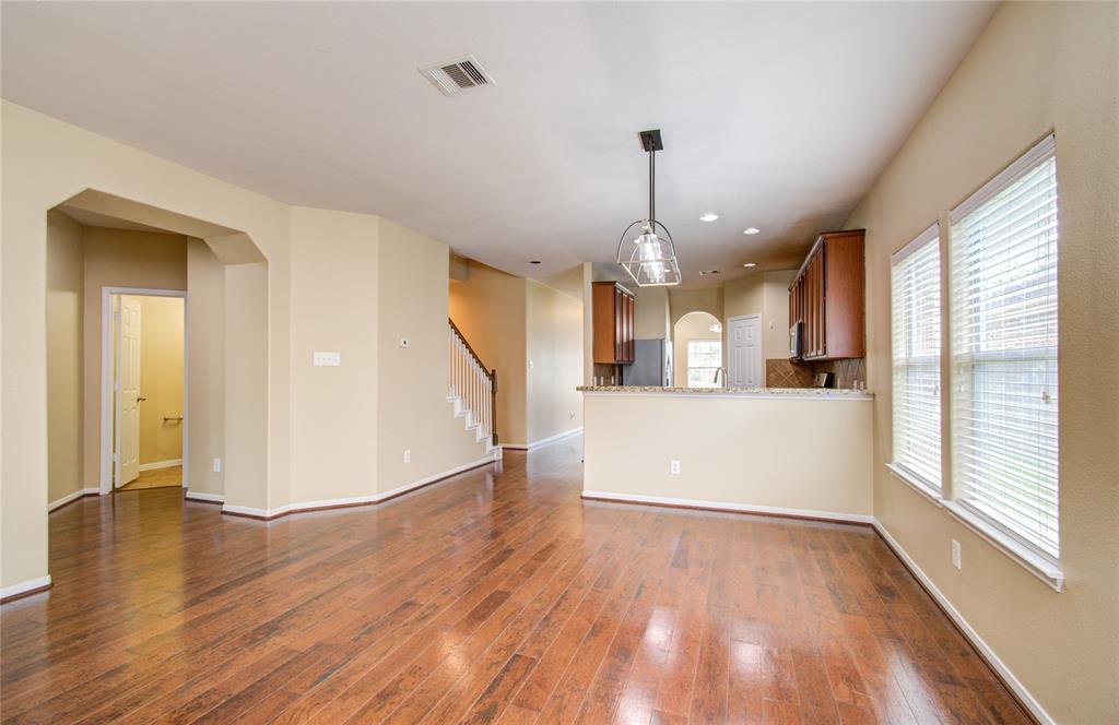17607 Memorial Falls Drive, Tomball, Texas image 13