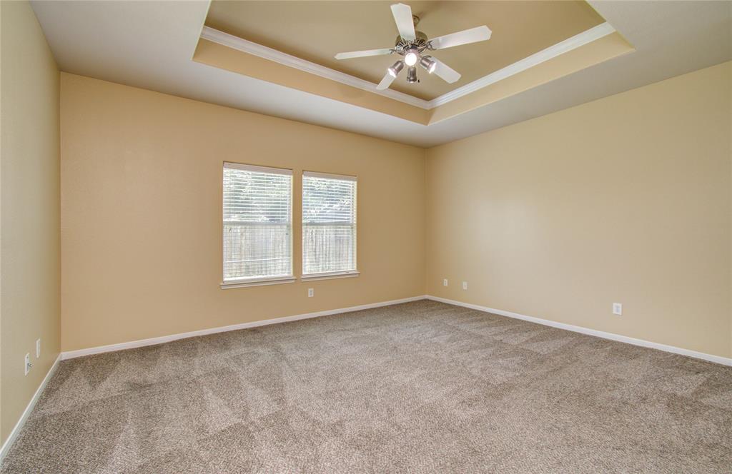 17607 Memorial Falls Drive, Tomball, Texas image 20