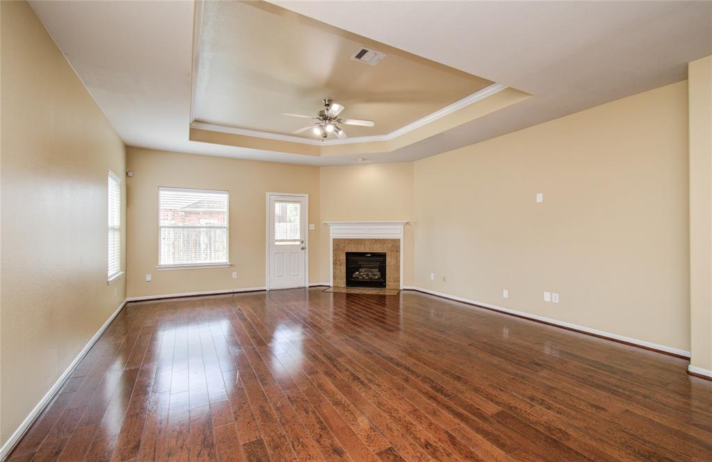 17607 Memorial Falls Drive, Tomball, Texas image 14