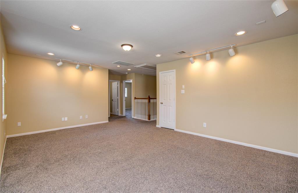 17607 Memorial Falls Drive, Tomball, Texas image 27