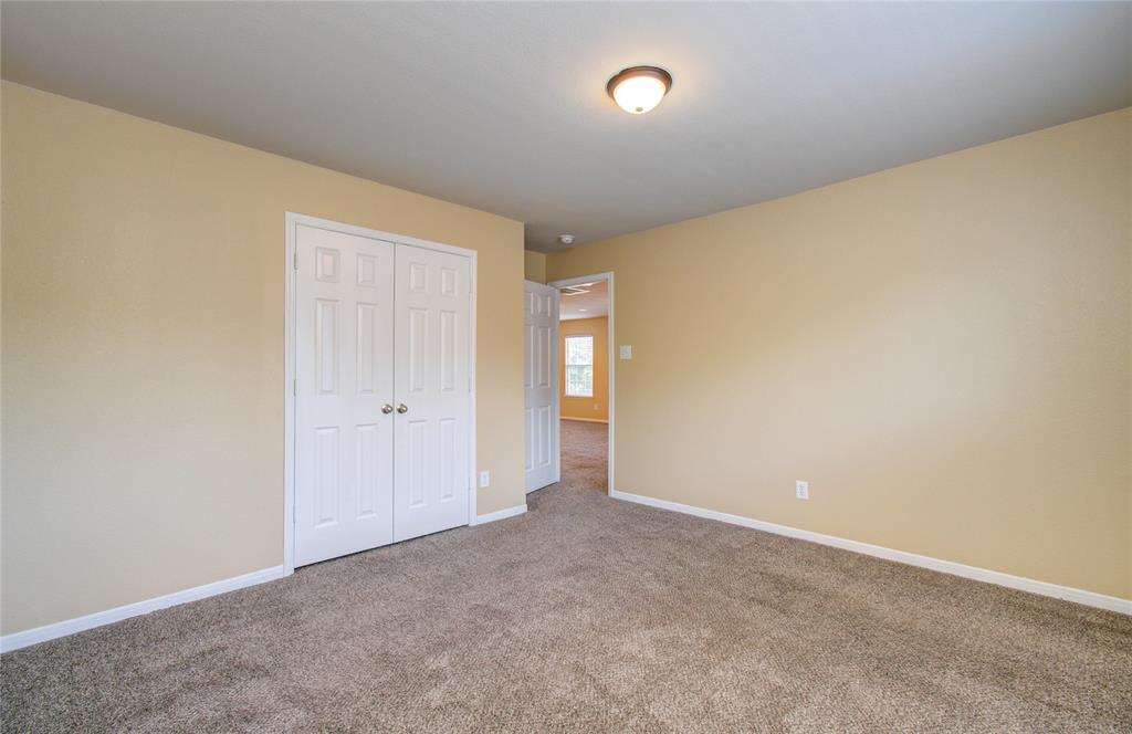 17607 Memorial Falls Drive, Tomball, Texas image 34