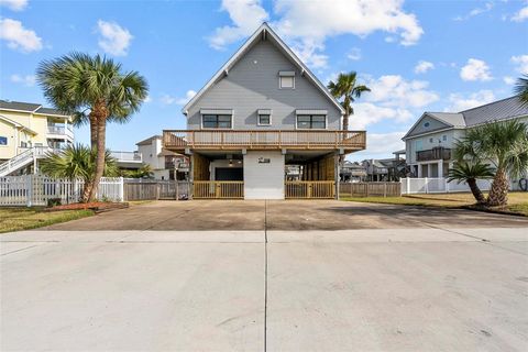 A home in Tiki Island