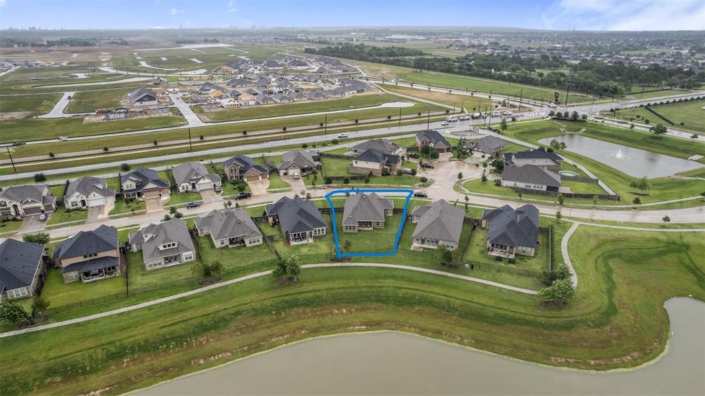 9211 Spanish Hills Drive, Baytown, Texas image 41