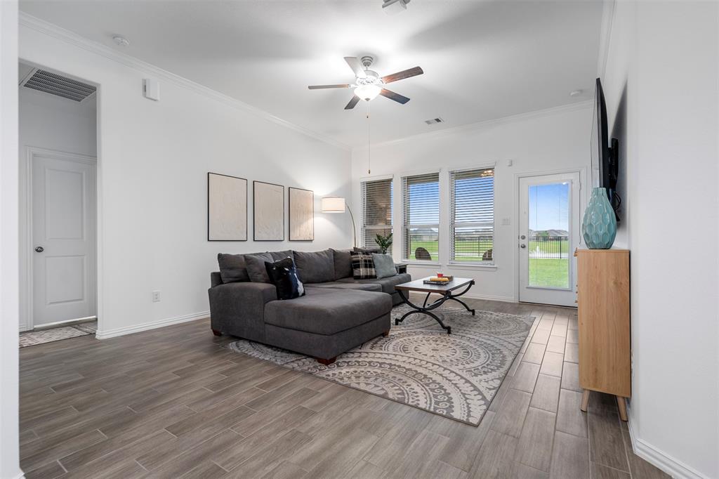 9211 Spanish Hills Drive, Baytown, Texas image 15