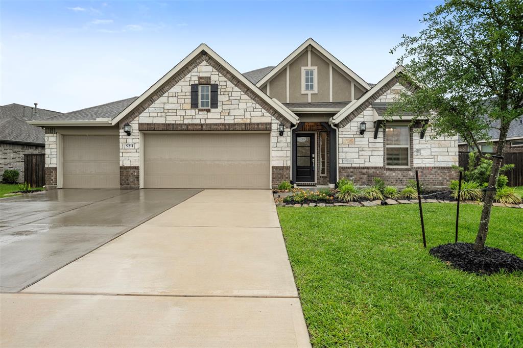 9211 Spanish Hills Drive, Baytown, Texas image 37