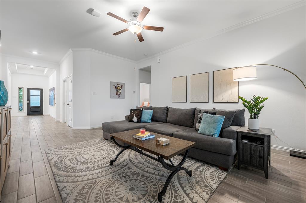 9211 Spanish Hills Drive, Baytown, Texas image 14