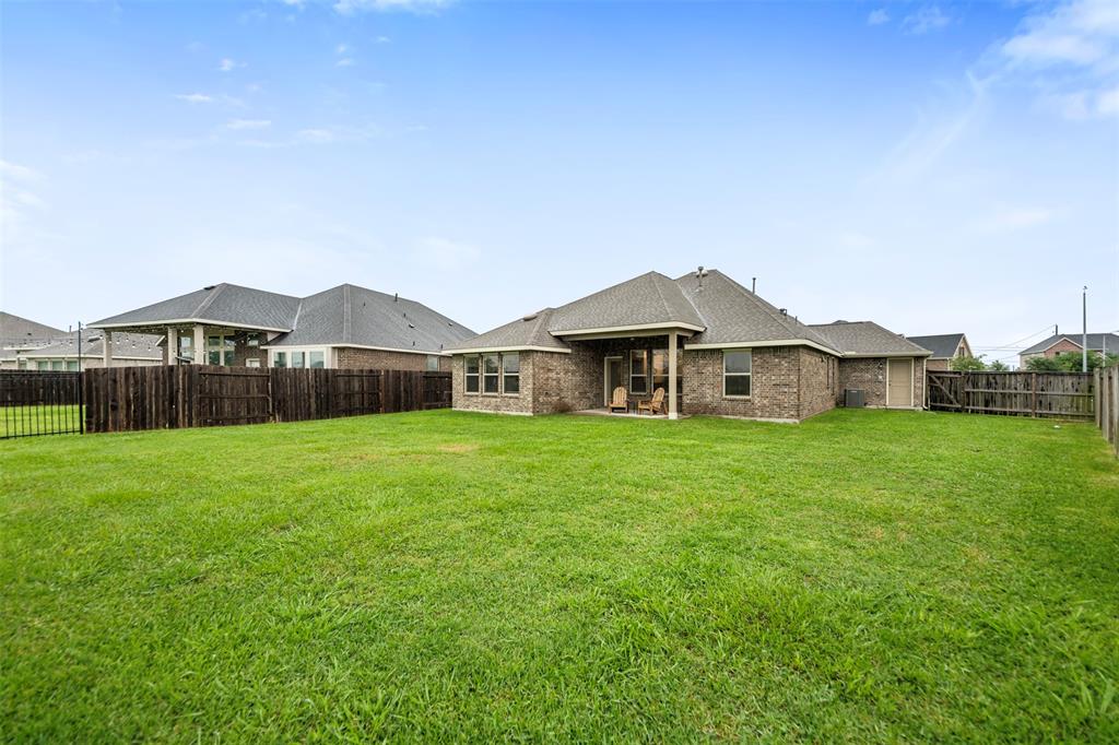 9211 Spanish Hills Drive, Baytown, Texas image 33