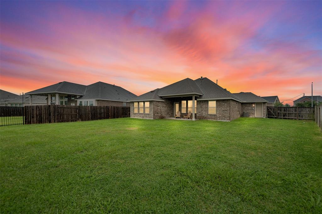 9211 Spanish Hills Drive, Baytown, Texas image 29