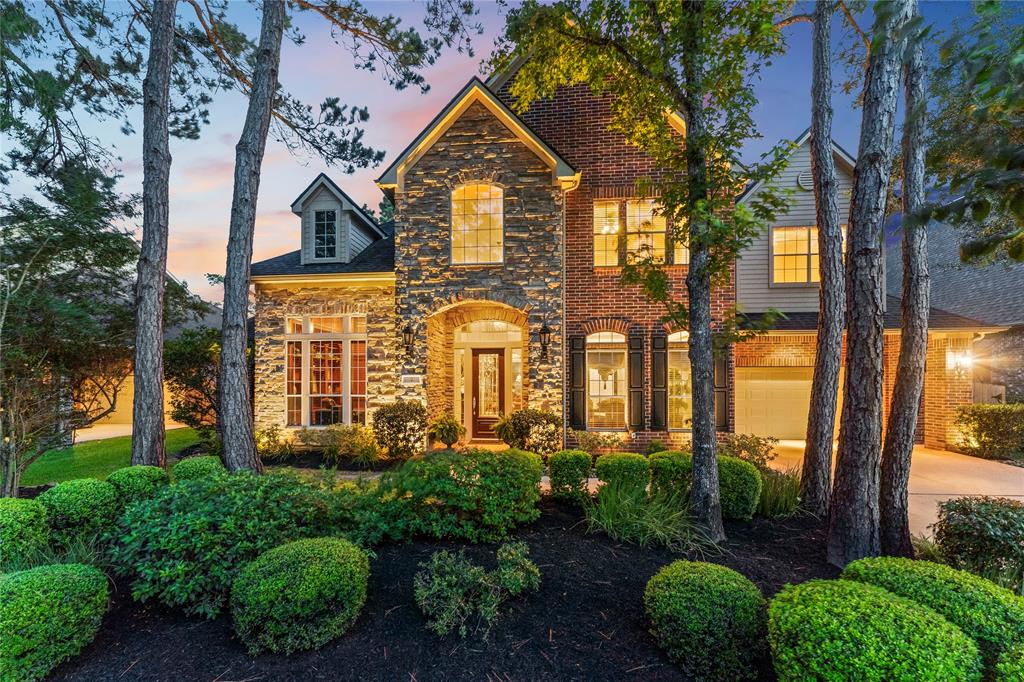 7 N BANTAM WOODS Drive