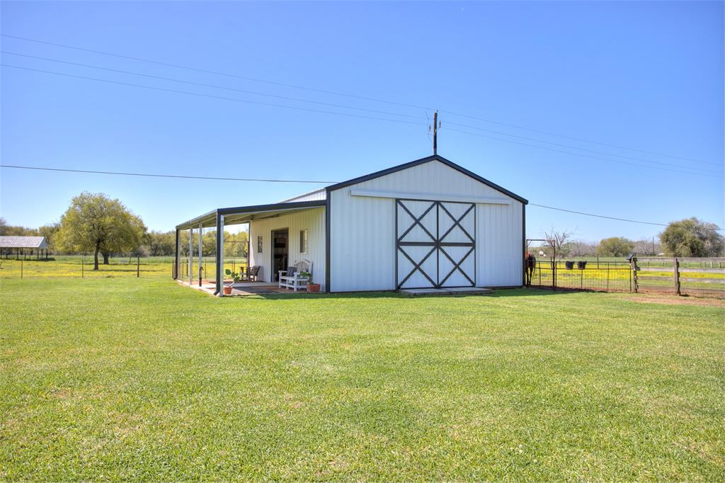 33503 Fulshear Farms Road, Fulshear, Texas image 25